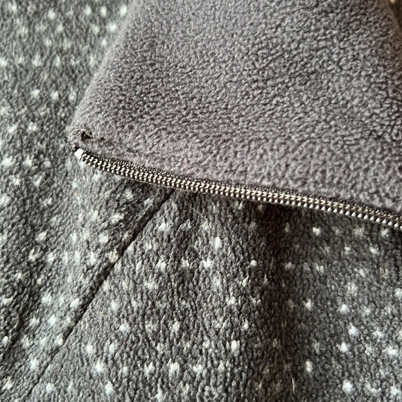 COLUMBIA Dark Grey Long Sleeve Fleece Pullover Size Large - Picture 4 of 9